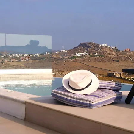 Luxury White Villa W Private Pool In Mikonos 卡拉法蒂斯