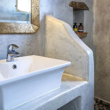 Luxury White Villa W Private Pool In Mikonos Kalafatis